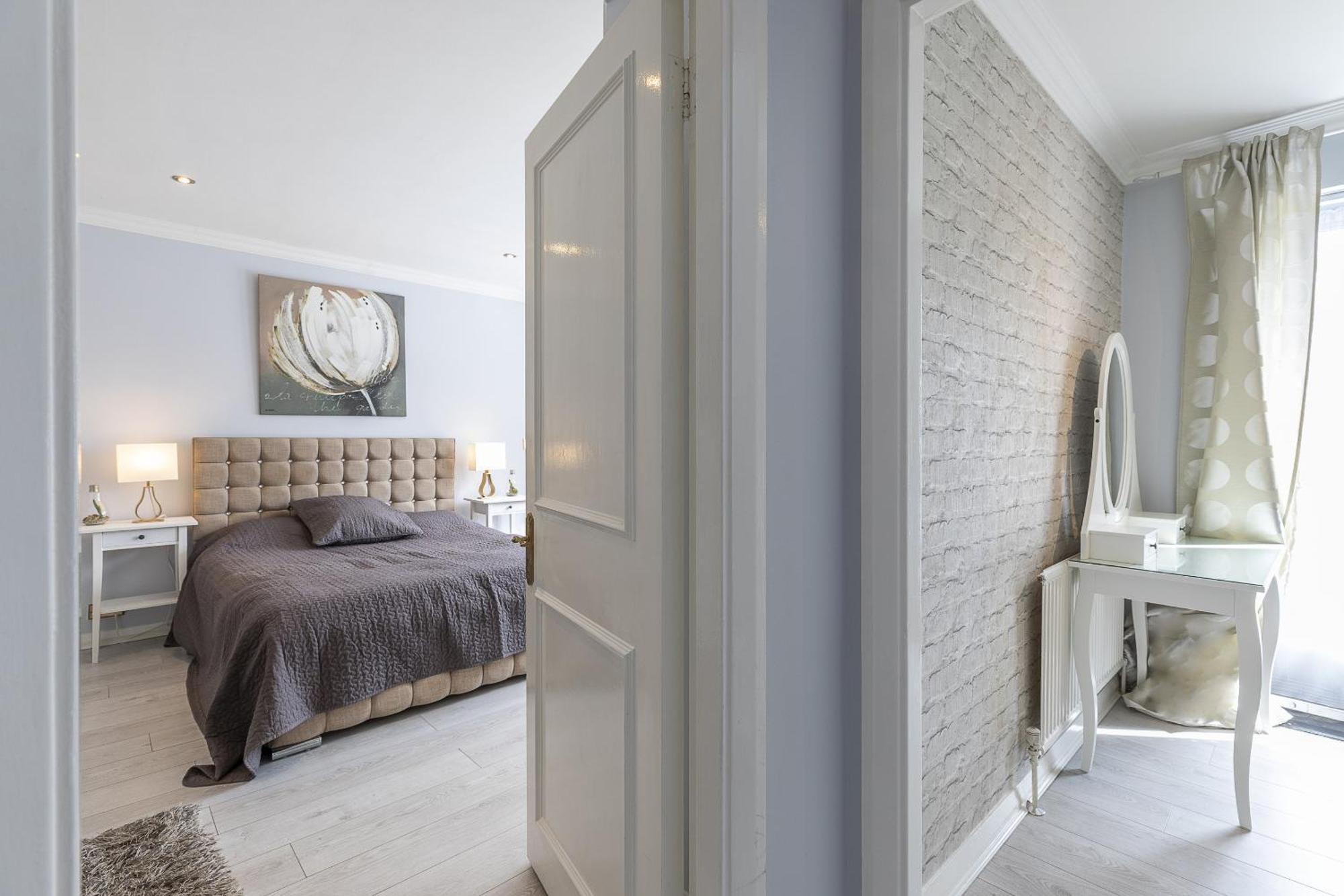 Gorgeous 4 Bedrooms Apartment Near Hyde Park And Oxford St Лондон Экстерьер фото